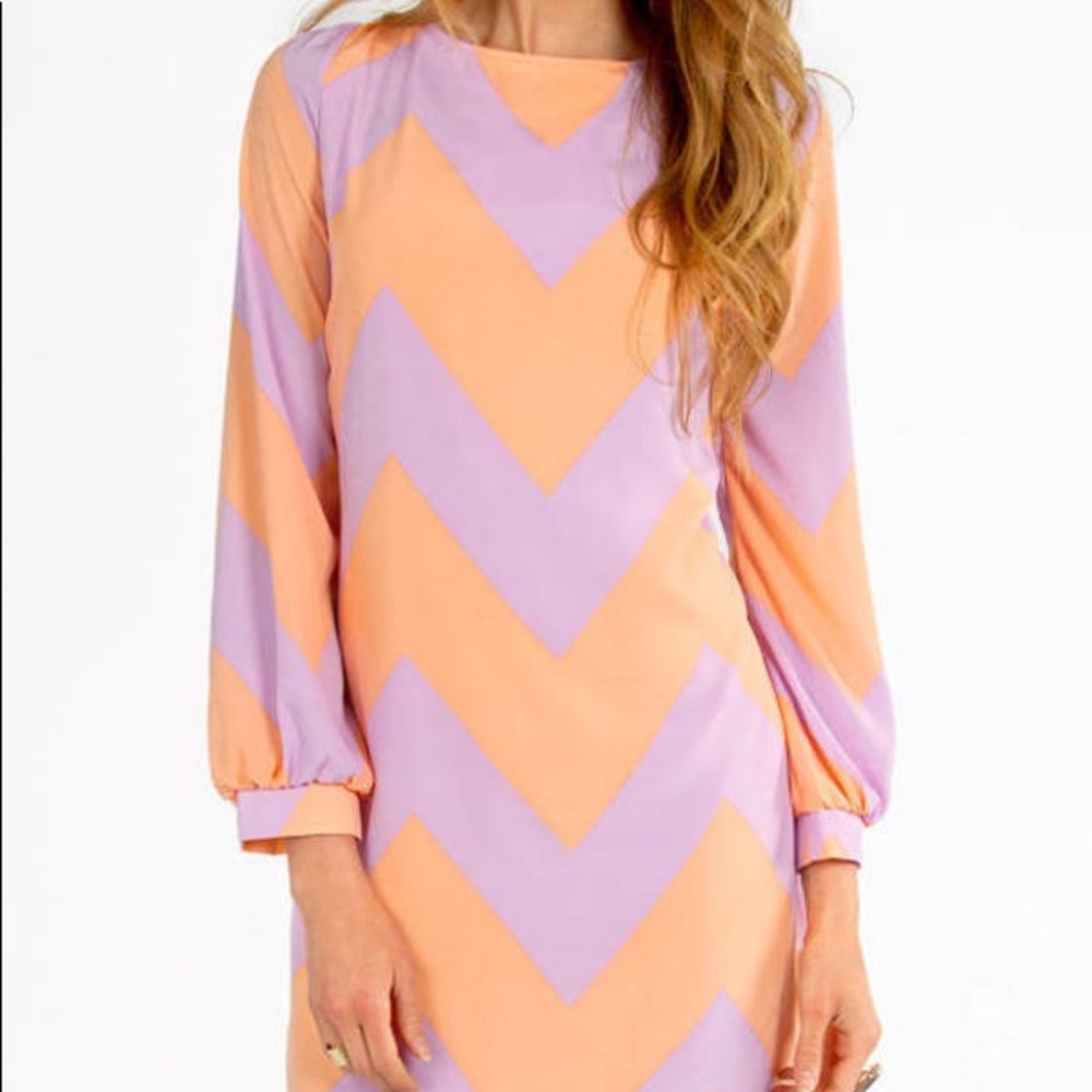 Tobi Pink And Purple Halter Dress Retro Modern Style Lavender And Peach Zig Zag